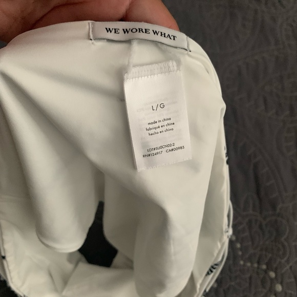 We  wore what bottom - Picture 10 of 10